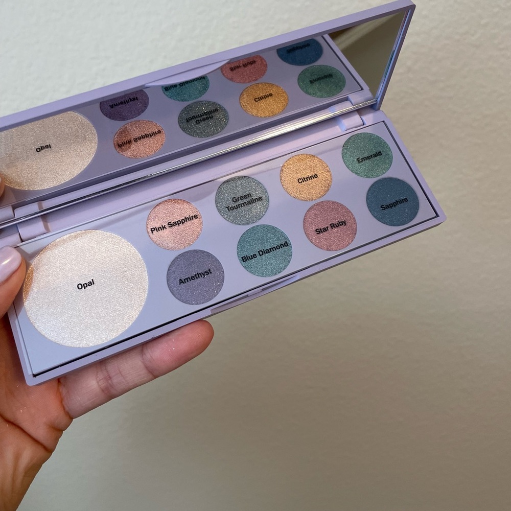 Doll Face/ Face palette 🎨 ✨